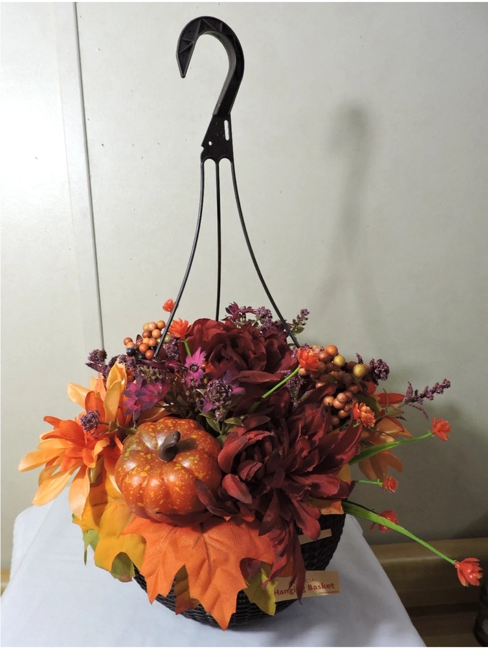 Artificial Hanging Flowers Basket Faux Fall Decor NWT Beautiful Flower Basket - Picture 2 of 5